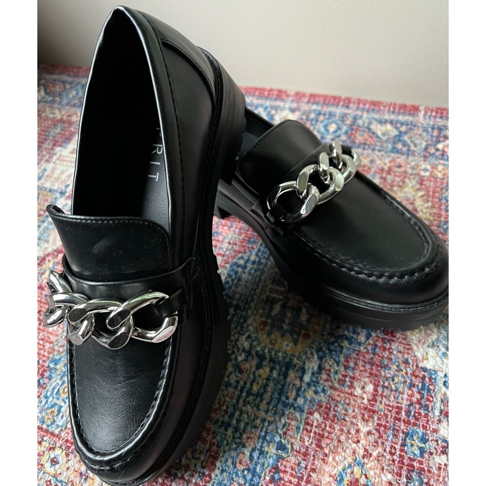 Esprit Briley loafers with lug sole. Size 7.5